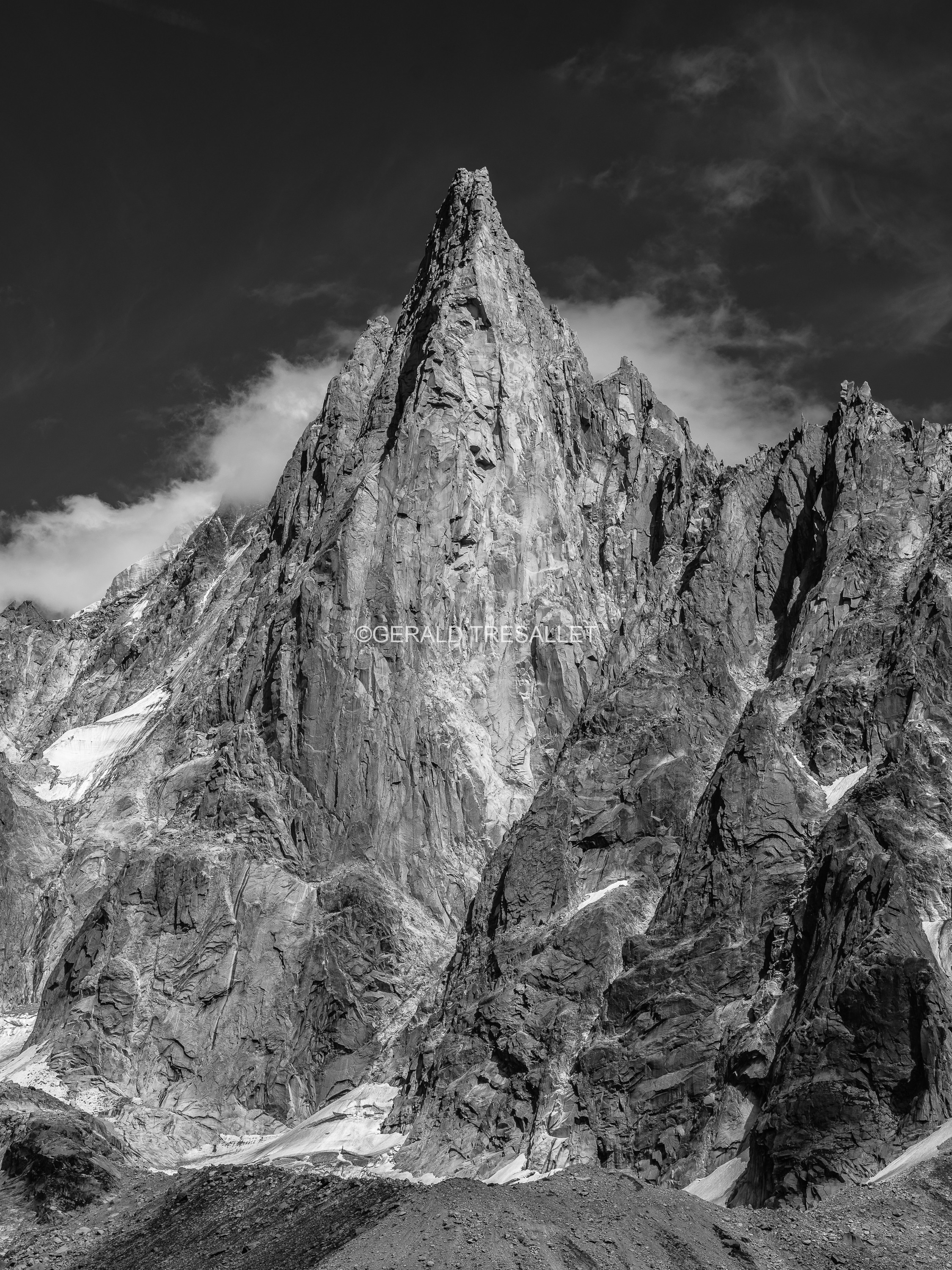 Les Drus-Al702760 