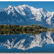 Lac des Cheserys et le Mont-Blanc