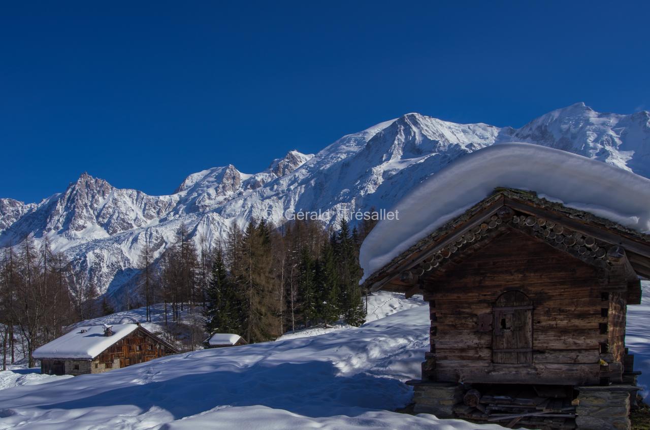 Hameau de Charousse en hiver-pent1268